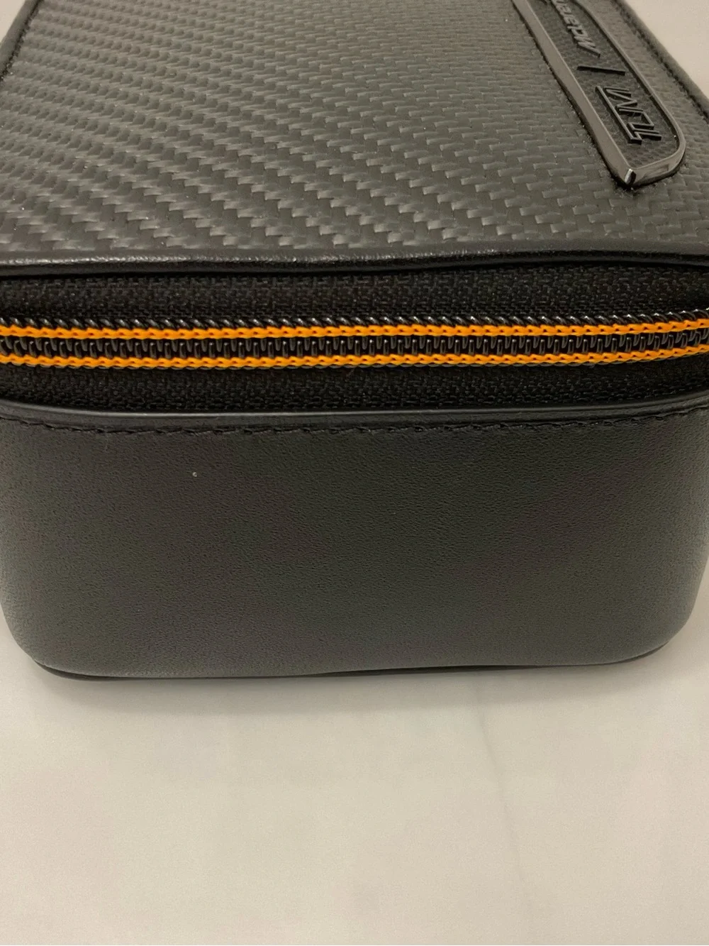 NEW Tumi McLaren 4” Leather Zip Around Watch Jewelry Case Box BLACK CARBON FIBER